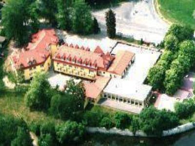 Der Quellenhof Hotel Helmstedt Bagian luar foto