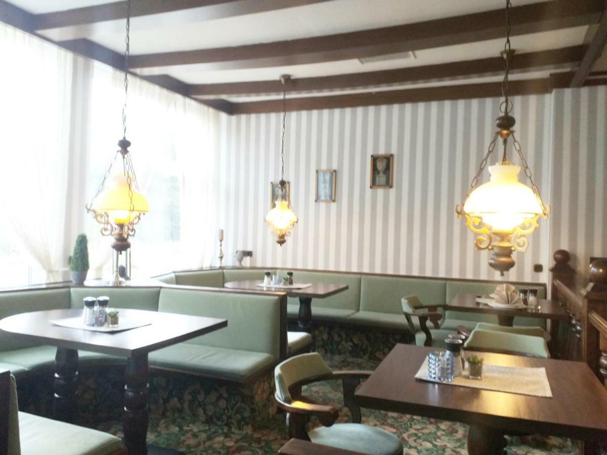 Der Quellenhof Hotel Helmstedt Bagian luar foto